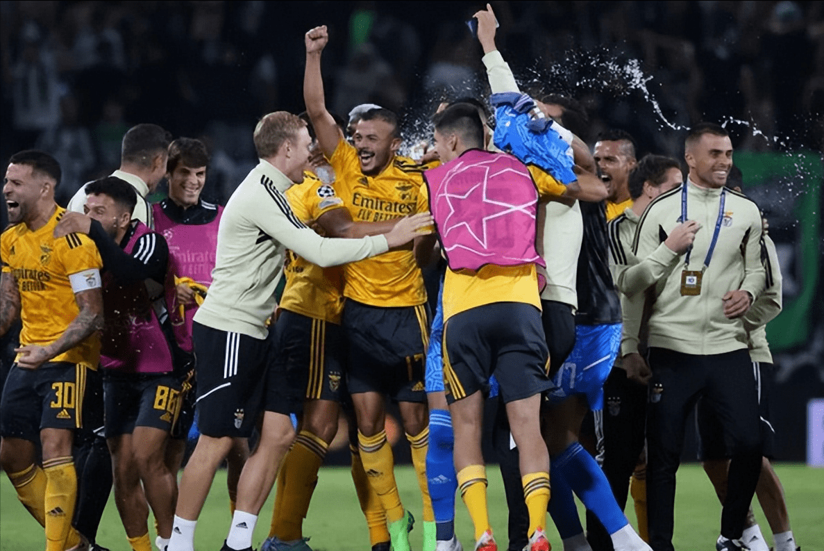 清晨巴塞罗那调整名单以备葡超；内部沟通环节打磨；引发热议；医务组通报恢复(巴塞罗那吧百度贴吧)