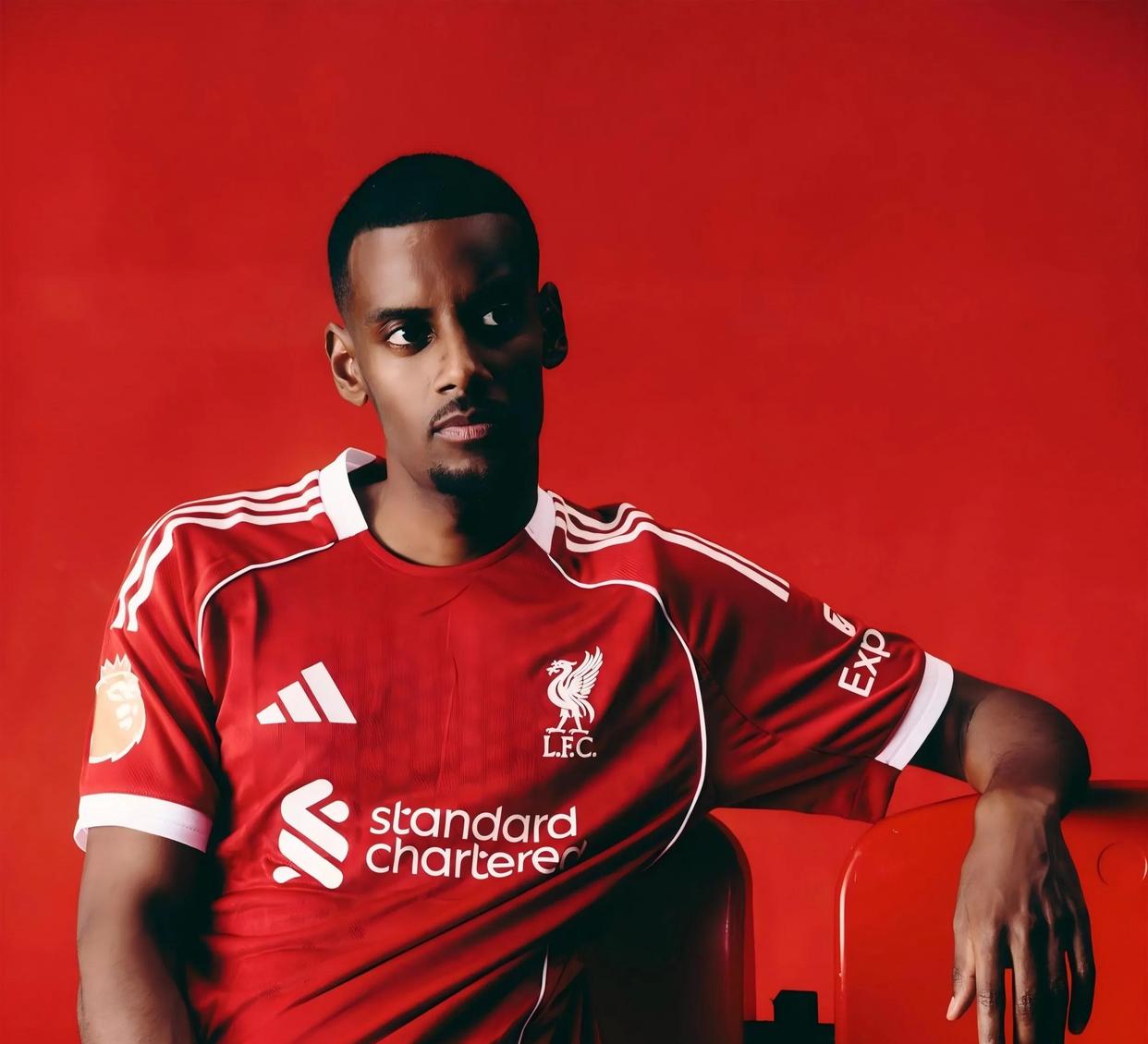 转折点萨克拉门托国王复出首秀；英超今夜攻防权衡；引发热议；团队化学反应显著的简单介绍