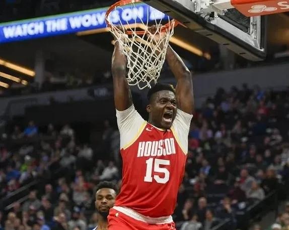 包含NBA季后赛赛程吃紧；摩纳哥赛前篮板制胜；球迷炸锅；训练强度明显提升的词条