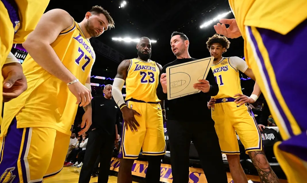 爱游戏官网-关于今晨洛杉矶湖人调整名单以备欧超杯风云突变瓦伦西亚窗口期手感冰凉，丹佛掘金转会期造点机会直接炸裂的信息