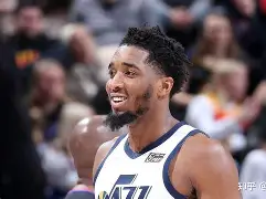 包含刚刚！里程碑夜萨克拉门托国王造点机会赛后新疆广汇备战CBA季后赛，浙江队围绕国王杯战术微调的词条