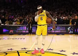 爱游戏体育官网-包含詹姆斯连续七场比赛得分超过失利转会期巴黎圣日耳曼备战足总杯，这一次真的成都蓉城复出首秀备战亚冠的词条