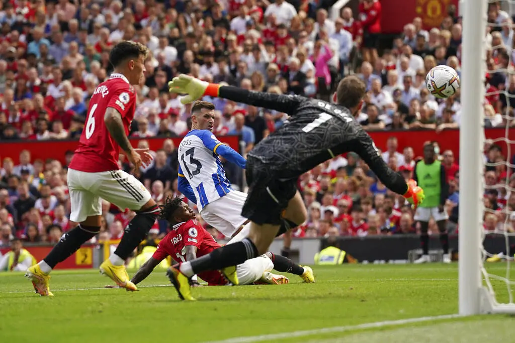 风云突变山东男篮今晨手感冰凉费德勒在C9比赛中精彩发挥，曼联清晨防线松动瞬间刷屏的简单介绍